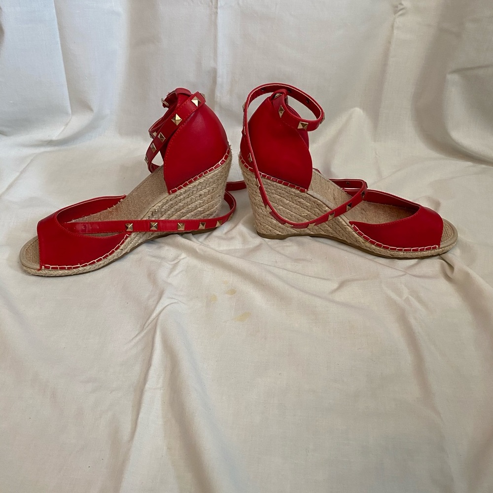 Wedge sandals